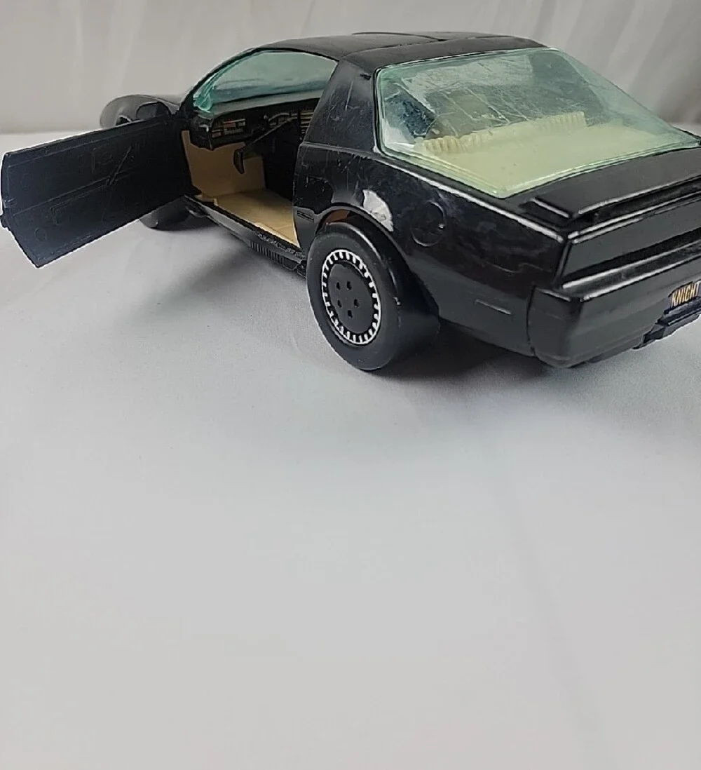 Kenner vintage 1983 Knight Rider 2000 Black Die-Cast Kids Toy Car